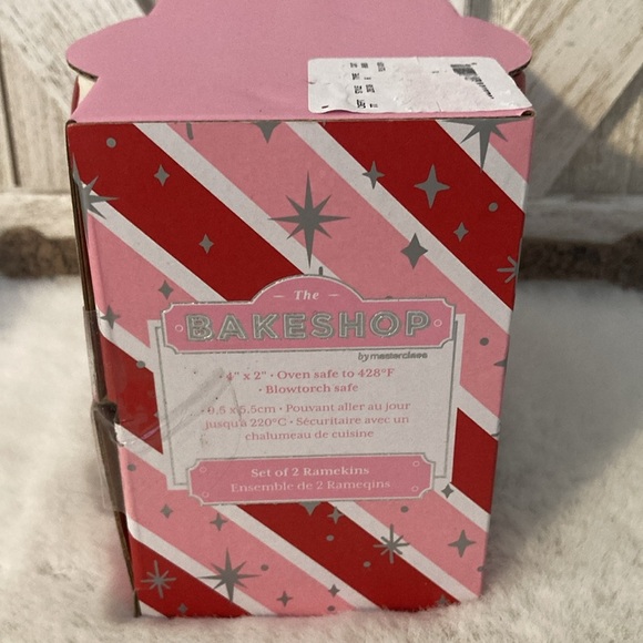 Bakeshop Christmas Ramekins - Picture 4 of 5